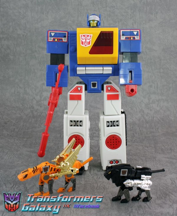 Takara Tomy Transformers G1 Encore 22  (1 of 41)